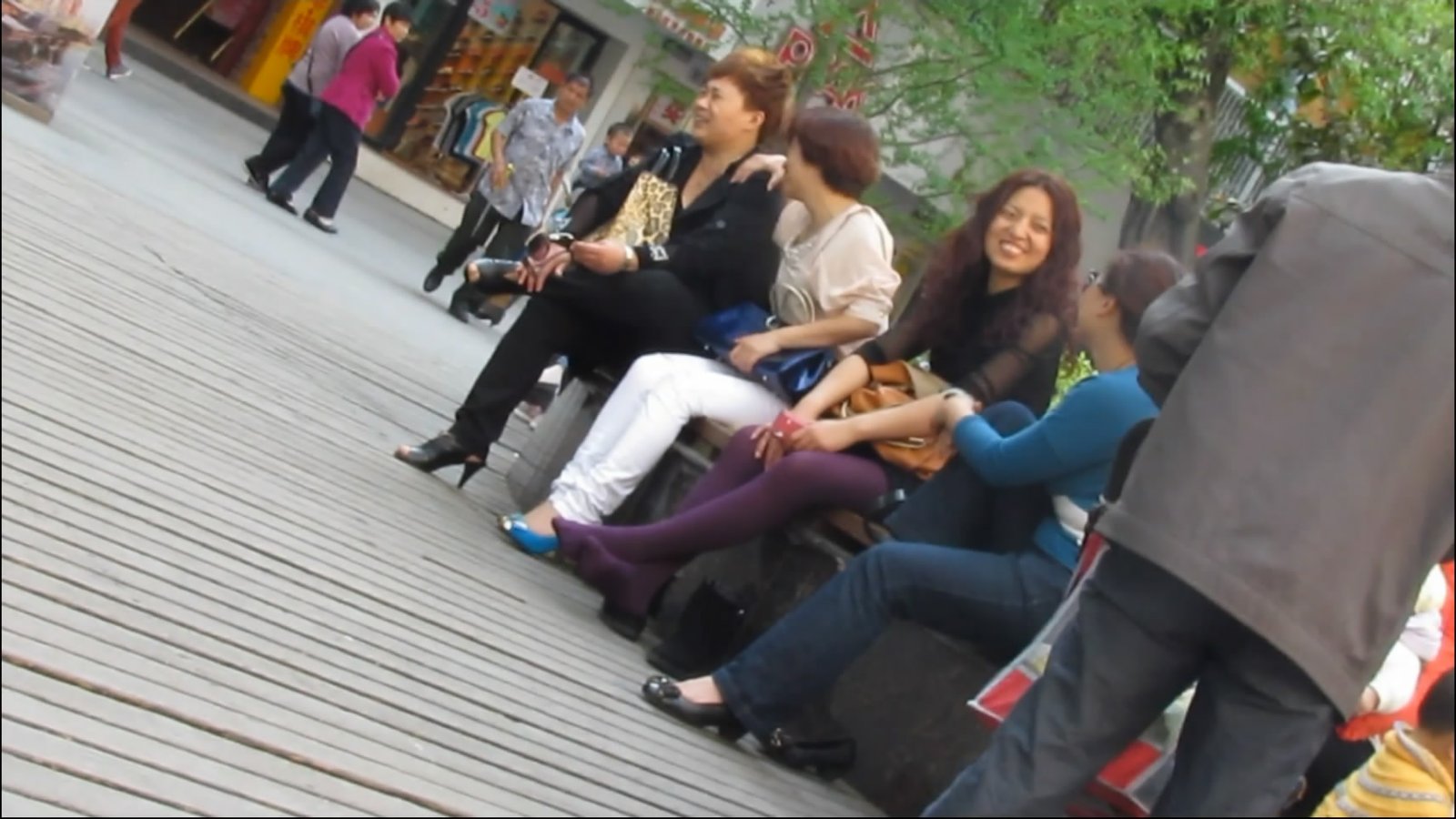 streetsnapnylon[00 00 40][20181202 210427 7]